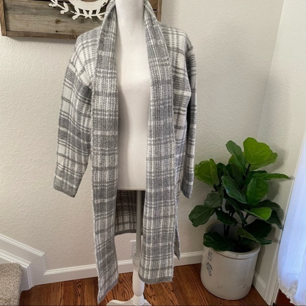 GAP gray white longline‎ plaid wool blend cardigan size L NWT
